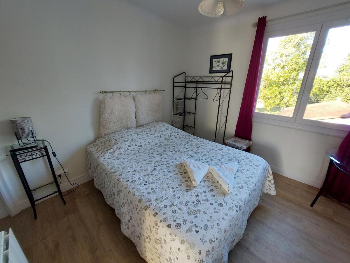 Hotel Au Charme Du Levat Saint Paul de Loubressac ภายนอก รูปภาพ