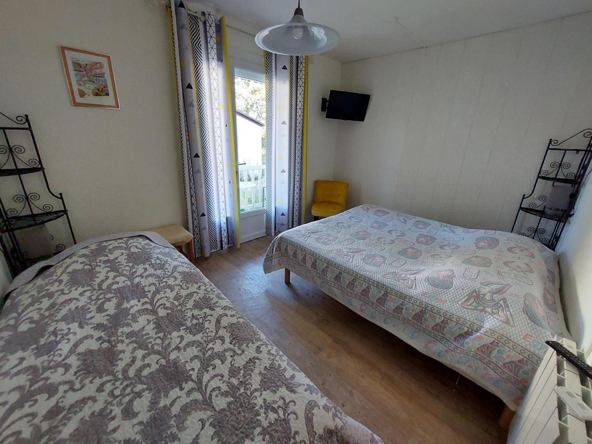 Hotel Au Charme Du Levat Saint Paul de Loubressac ภายนอก รูปภาพ